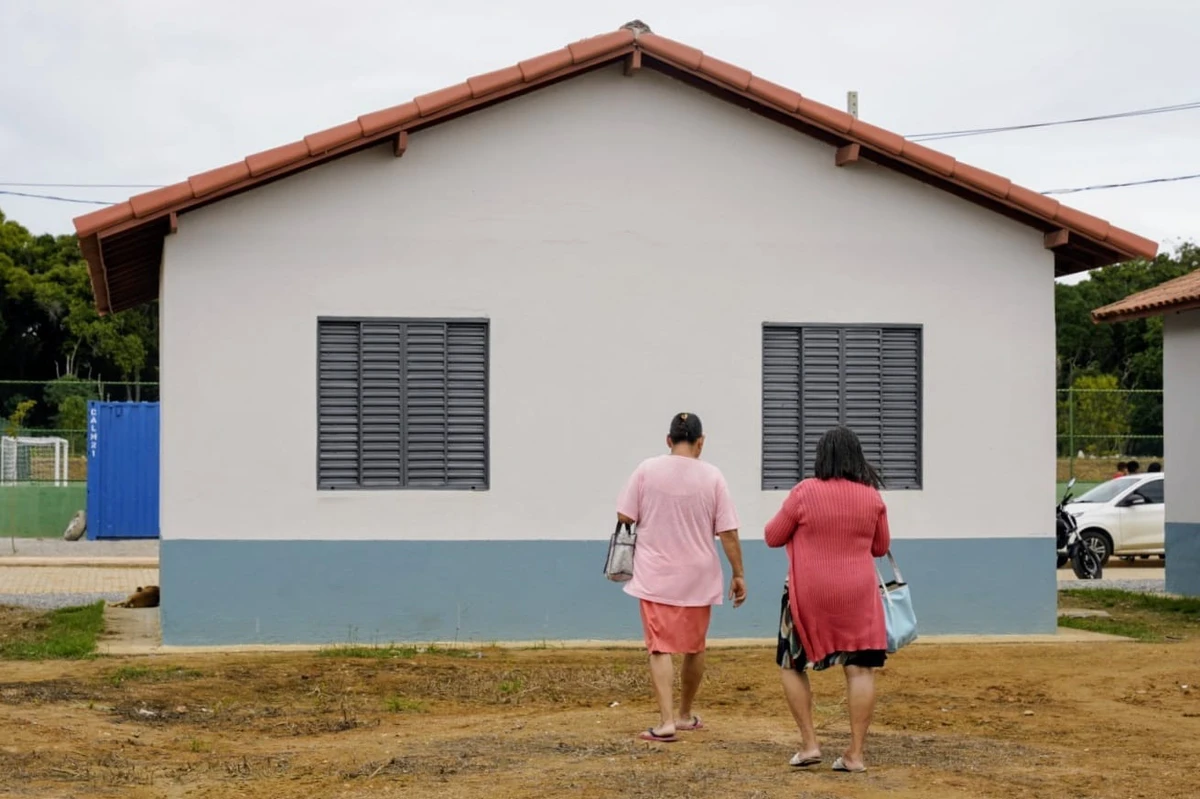 Mata do Cacau: residencial do Minha Casa, Minha Vida foi entregue após 15 anos de obras por Fernando Madeira