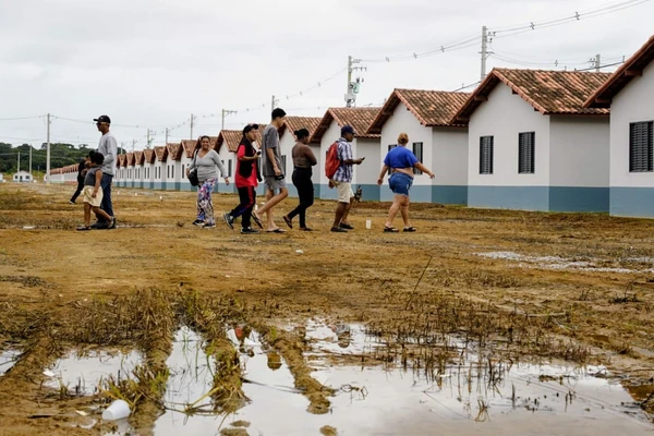 Mata do Cacau: entrega de imóveis do Minha Casa, Minha Vida, em Linhares, contou com a presença do governador do Espírito Santo, Renato Casagrande, e do ministro das Cidades, Jader FIlho