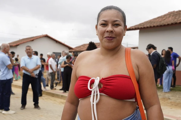 Mata do Cacau: Érika Santos é uma das contempladas pelo Minha Casa, Minha Vida, em Linhares