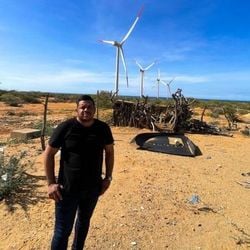 A Colômbia é um dos muitos países que vêm instalando cada vez mais parques eólicos para gerar energia limpa. A dificuldade é atender às necessidades econômicas e culturais dos povos indígenas no processo.