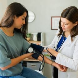 O cuidado com o estilo de vida é um fator crucial para evitar o desenvolvimento da hipertensão