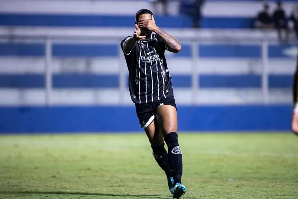Diego Fernandes fez o segundo gol para o Rio Branco