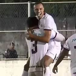 Atacante foi determinante na vitória diante do Serra, na última sexta-feira (19)