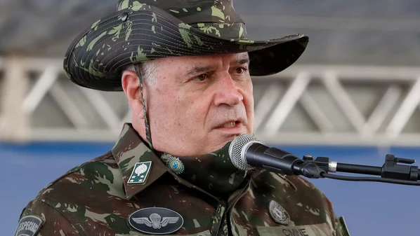 Ministro do STF cobrou de Freire Gomes detalhes sobre participação de ex-chefe da Marinha em plano de golpe de Estado durante depoimento na ação penal que tem como réus Bolsonaro e mais sete
