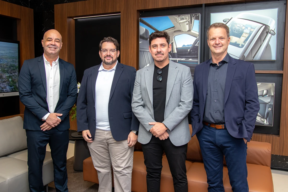 Bruno Fortes, Felipe Amaral,Thiago Marques, Wagner Orletti