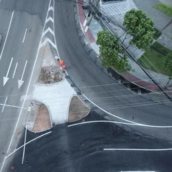 Queixa é em relação a algumas alterações na Rua Clóvis Machado e na Avenida João Batista Barra não estavam no projeto original; também há preocupação com a piora no tráfego da região