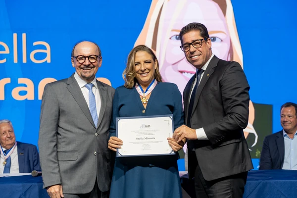Idalberto Moro, Stella Miranda e Marcelo Santos