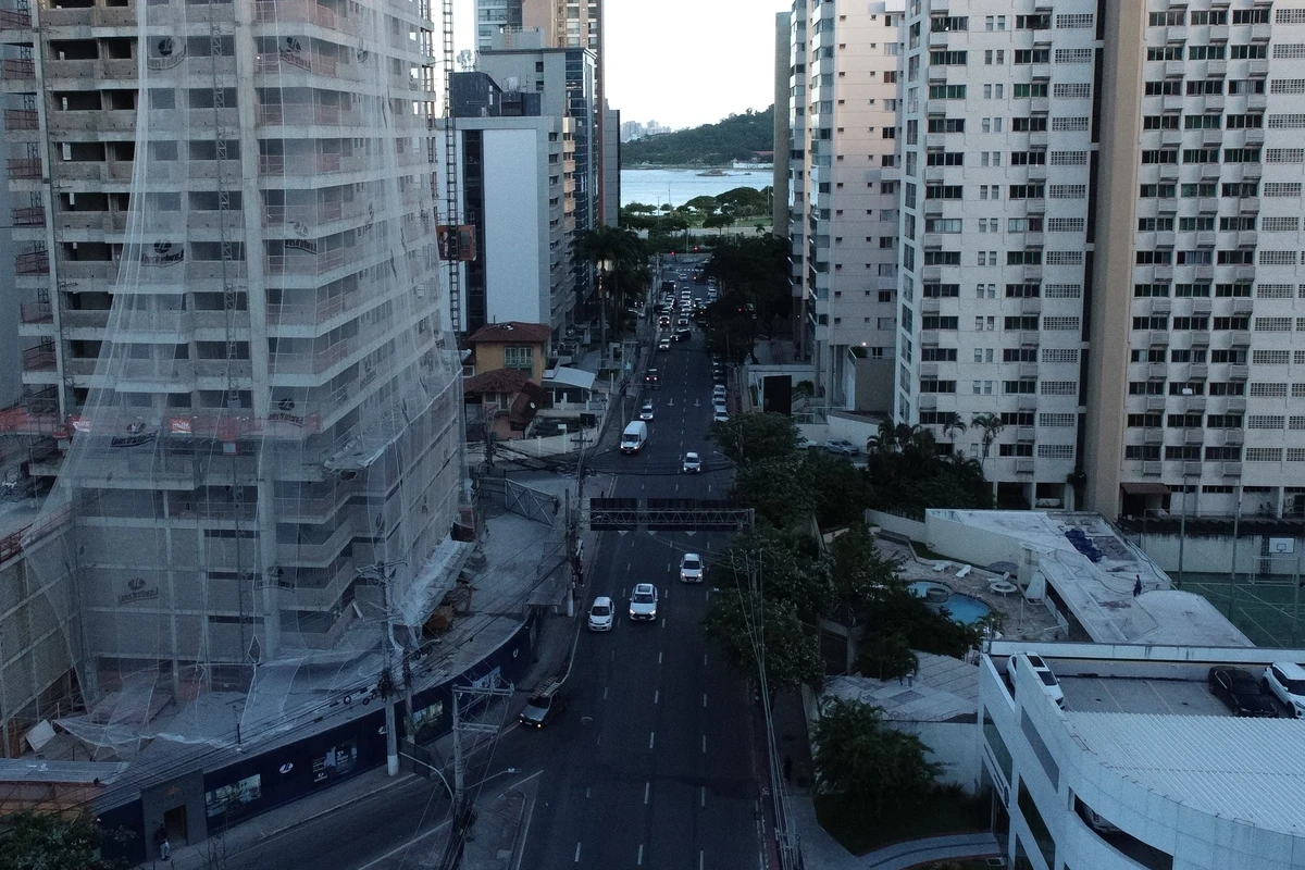Rua Clóvis Machado na Enseada do Suá passará por mudanças no trânsito
