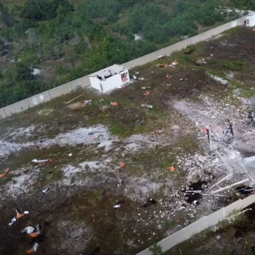 Imagem - Área de empresa que explodiu em São Mateus é periciada e segue isolada