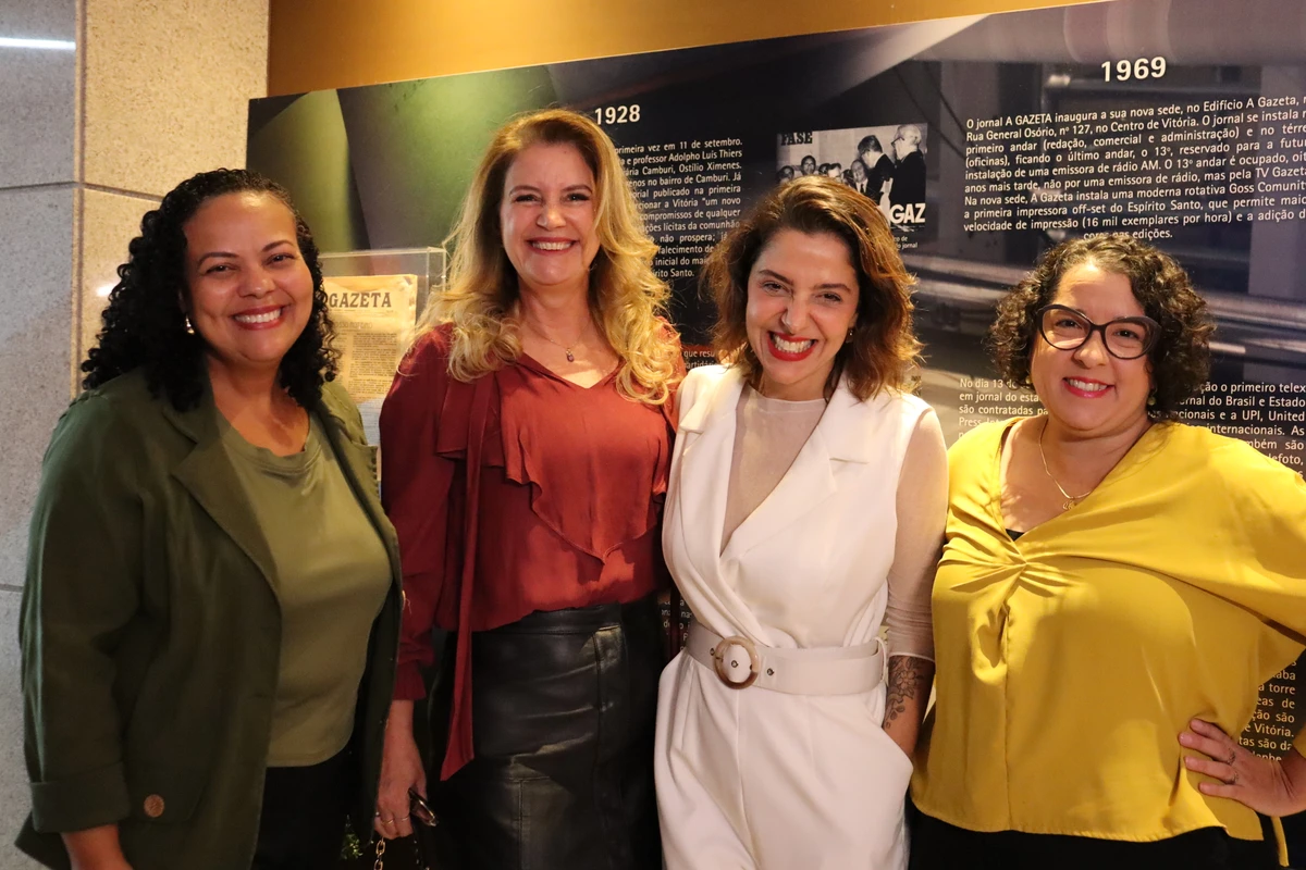 Flavia Martins, Marcella Surlo, Mariana Perini e Karine Nobre