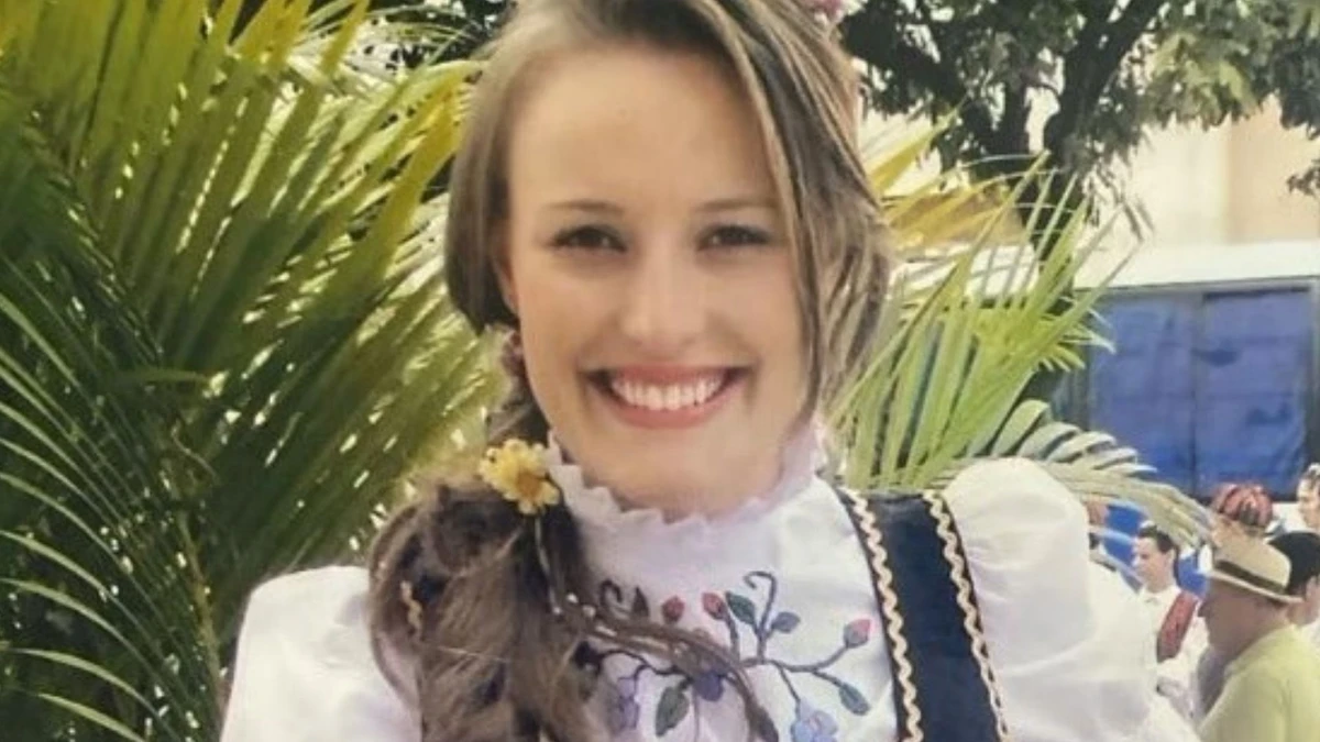 Rayane Luiza Berger tinha 23 anos,  era pedagoga e havia sido eleita Miss Pomerana em Santa Maria de Jetibá