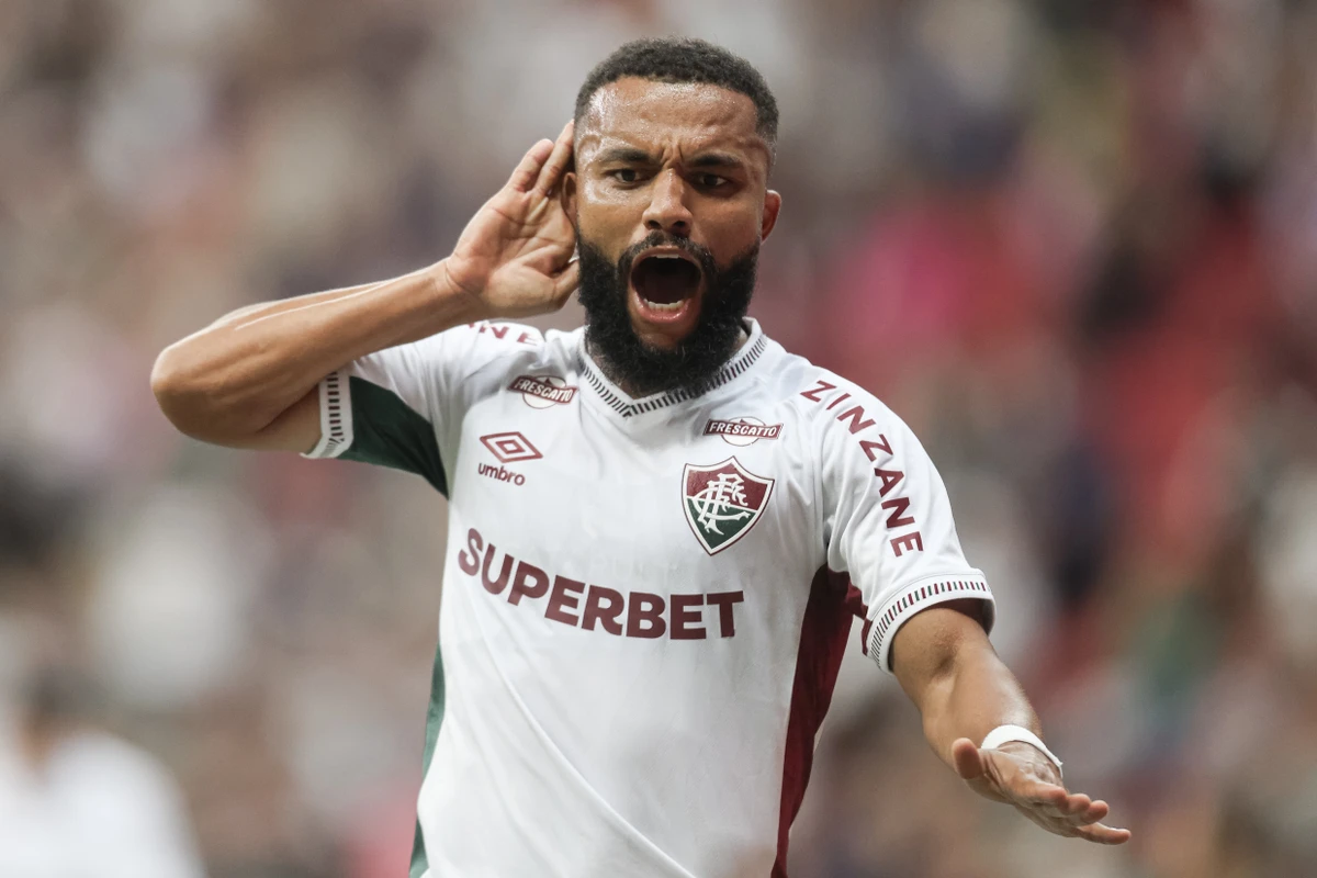 Samuel Xavier abriu caminho para a goleada do Fluminense sobre a Aparecidense-GO