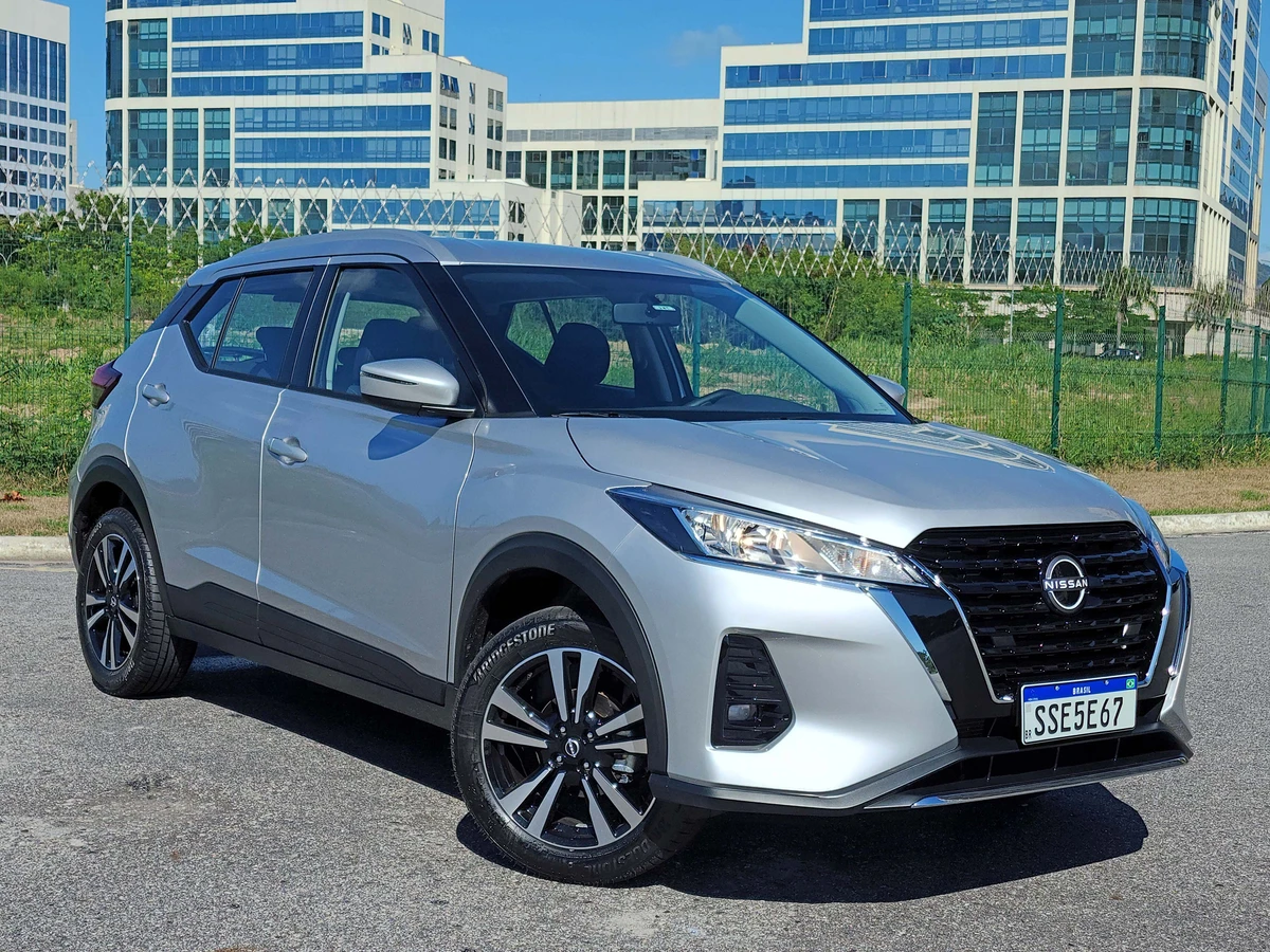  Nissan Kicks Play Sense
