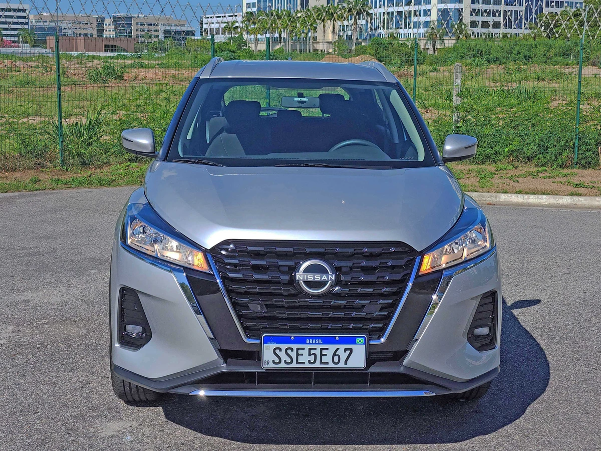  Nissan Kicks Play Sense