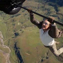 O ator grava todas as cenas de perigo nos filmes de ação graças a um intenso treinamento.