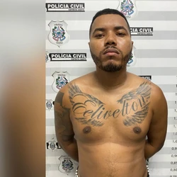 Lucas Gonçalves da Silva já tinha várias passagens pela polícia e é apontado como líder do tráfico no bairro Santa Martha; prisão foi feita pelo DEHPP após denúncias