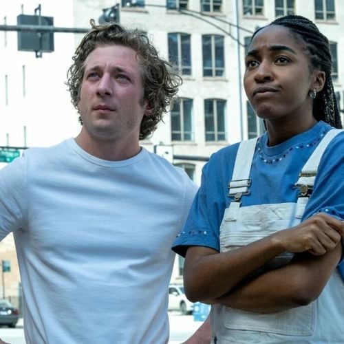 Imagem - Saiba onde assistir a séries indicadas ao Emmy 2025, como 'O Urso' e 'Adolescência'