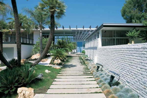 A única casa projetada por Oscar Niemeyer nos Estados Unidos, na Califórnia