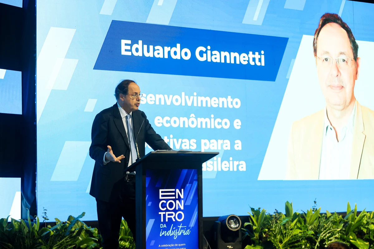 Eduardo Giannetti durante Encontro da Indústria 2025