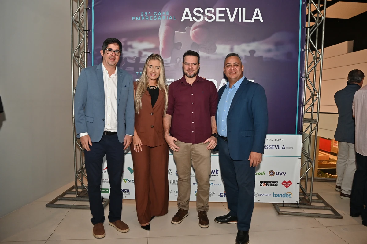 Thomaz Tommasi, Bruna Catle, Bernardo Reis e Rafael Pacheco