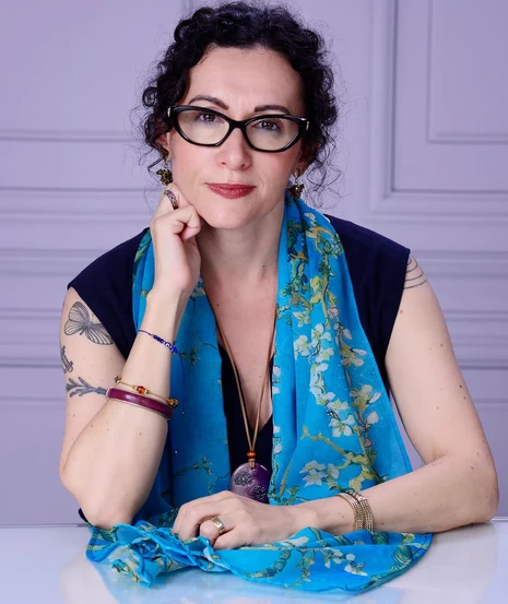 Susane Petinelli-Souza, autora do livro 'Elas nas Organizações'
