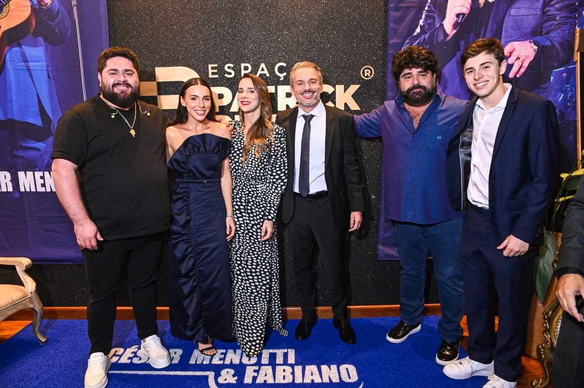 Carolina,Katherline Torezani Colodetti, Bruno e Pedro Colodetti e a dupla César Menotti & Fabiana