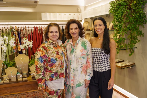 Dora Daher e Terezinha Geo e Maria Tereza Geo