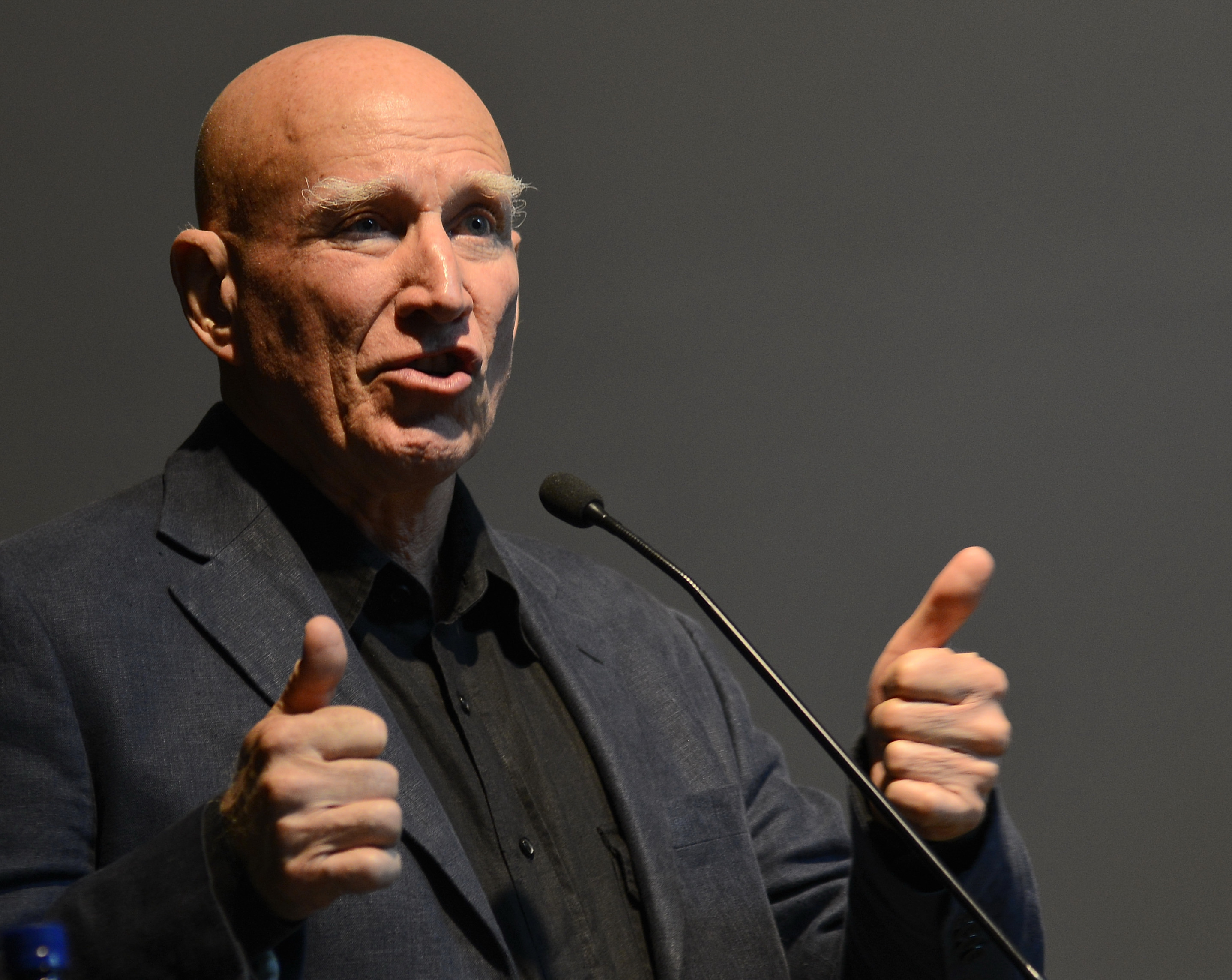 Sebastião Salgado no Fórum SOS Rio Doce no auditório da Rede Gazeta - 2015 por Marcos Fernandez | Arquivo
