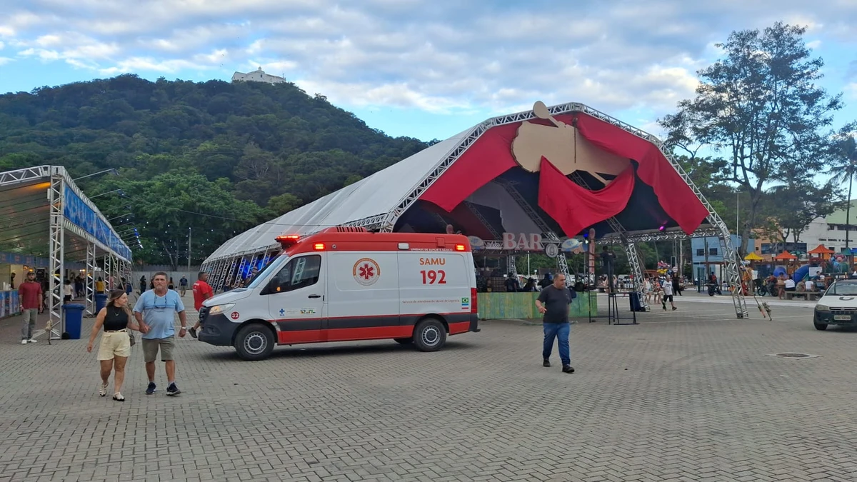 Trabalhador cai de andaime na Prainha, em Vila Velha