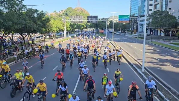 Evento reuniu milhares de pessoas na manhã deste domingo, em um percurso da Praça do Papa, na Capital, até a Prainha, no município canela-verde