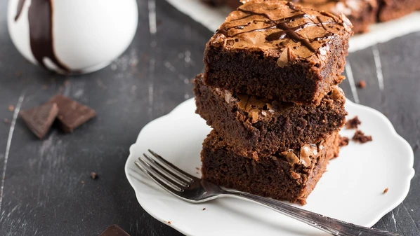 Nossa dica para deixar o doce ainda mais gostoso é acrescentar pedacinhos de nozes ou chocolate picado