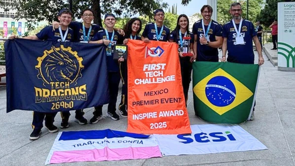 Grupo é composto por seis alunos do ensino médio que integram equipe de robótica de uma escola de Cachoeiro e já coleciona conquistas nacionais e internacionais; veja como foi a recepção
