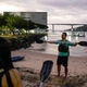 Matheus Leandro Loureiro, professor de canoa havaiana