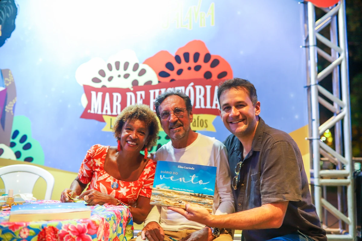 Elisa Lucinda, Vitor Nogueira e Fabrício Noronha