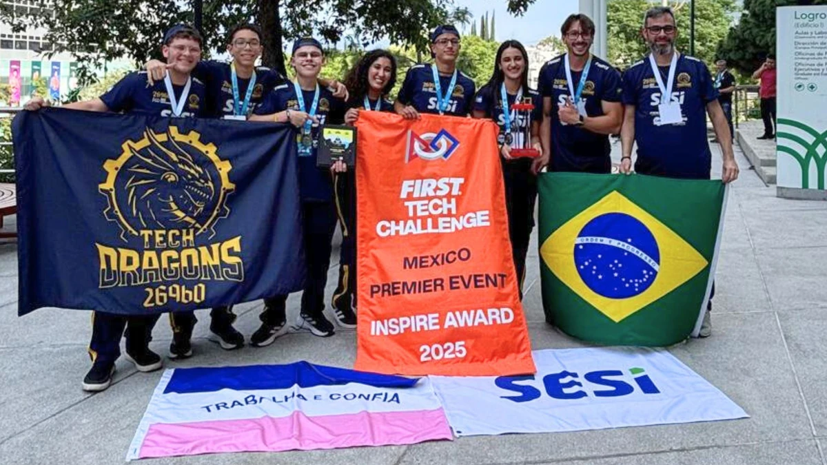 Equipe de robótica do ES conquistou torneio internacional