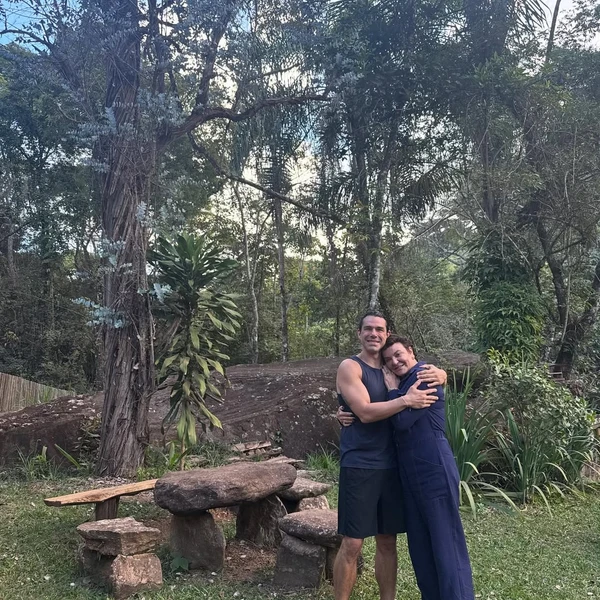 Marcus Buaiz visita Aiuruoca, terra natal de Isis Valverde por Instagram/marcusbuaiz