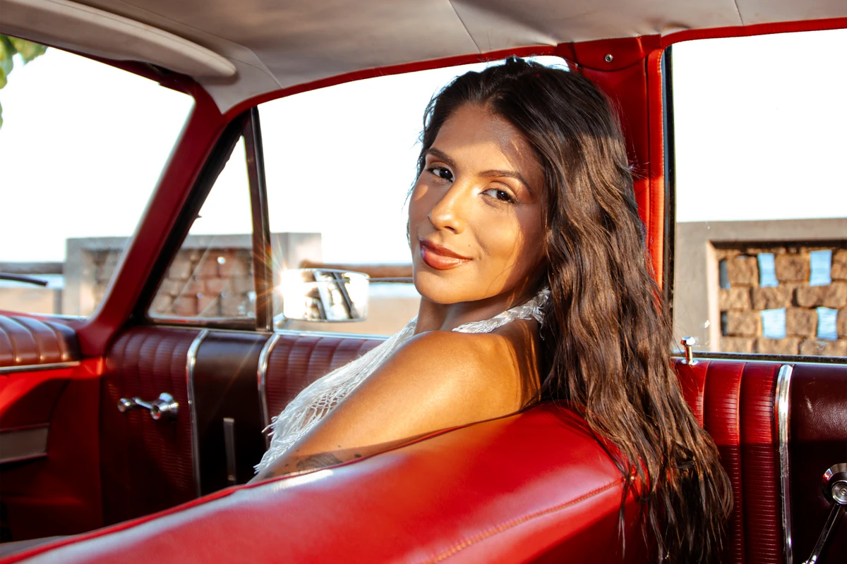 Mariana Coelho lança novo single 
