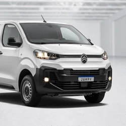 A van mais vendida da marca francesa recebeu um novo propulsor 2.2 Turbodiesel e conta com duas versões; preços partem de R$ 223.990
