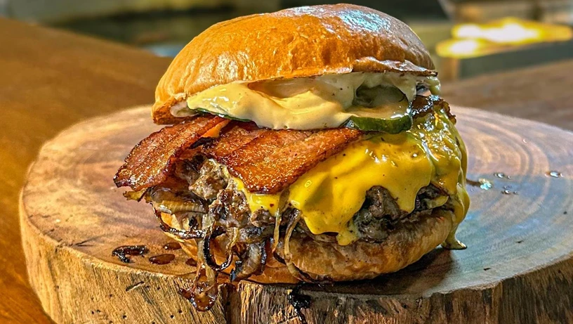 Hambúrguer da hamburgueria Ruan Y Ramirez