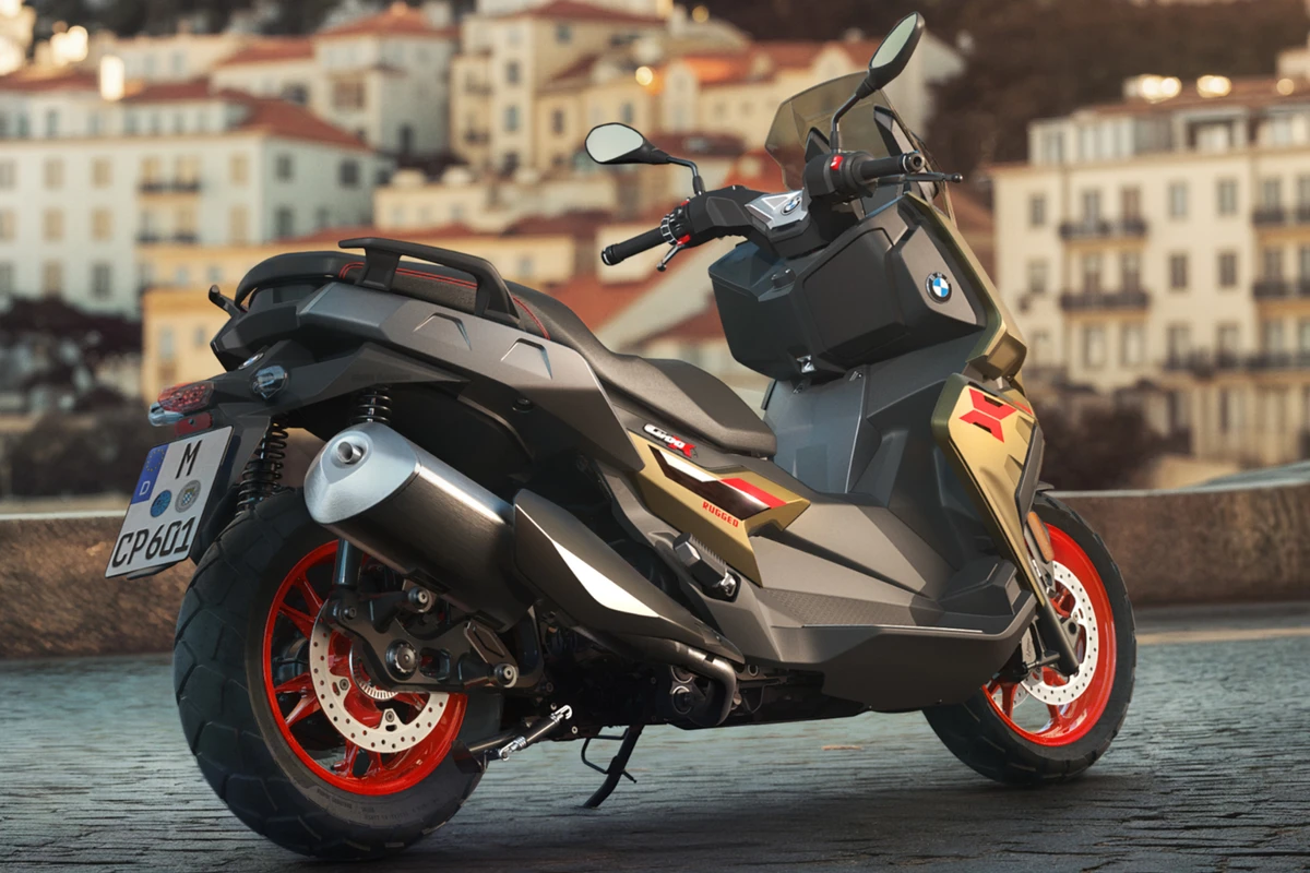BMW C 400 X por Divulgação