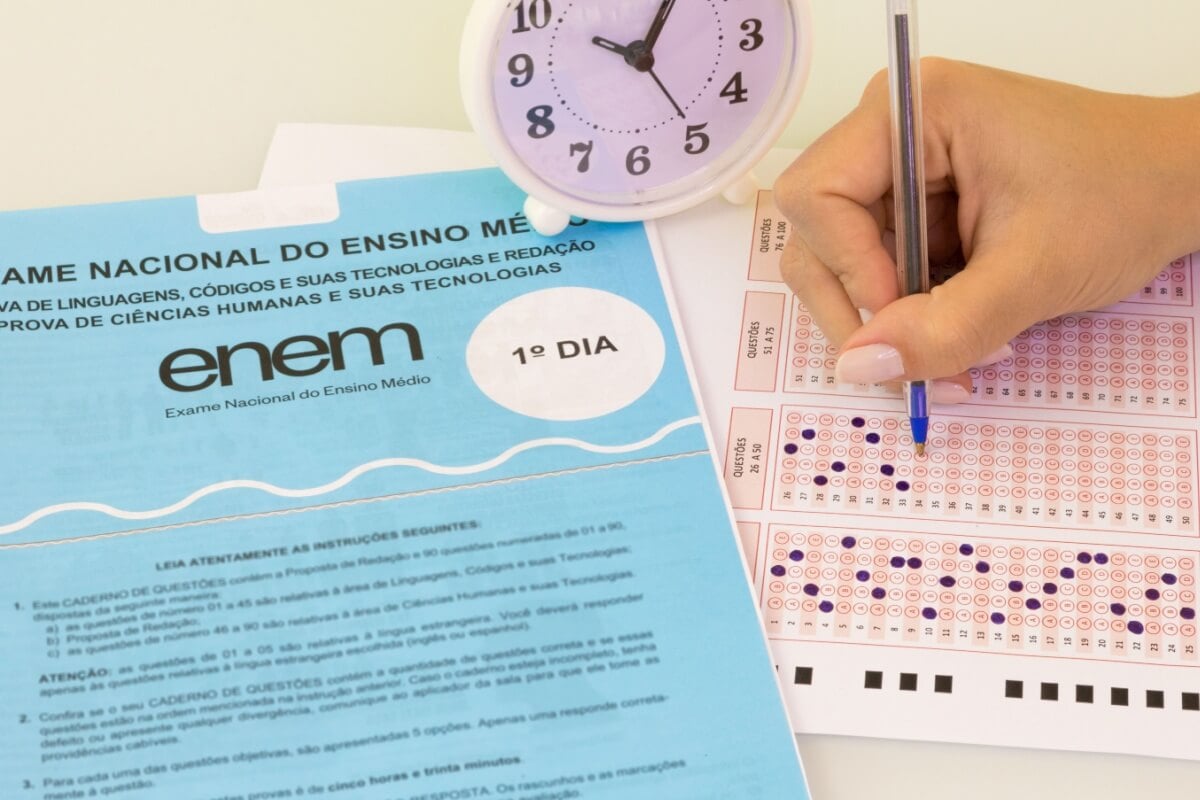 É essencial se preparar para o Enem (Imagem: Gabriel_Ramos | Shutterstock) 