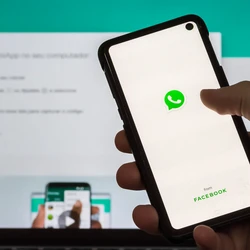 Reclamações aumentaram a partir das 16 horas, tanto para o uso no celular quanto a versão web