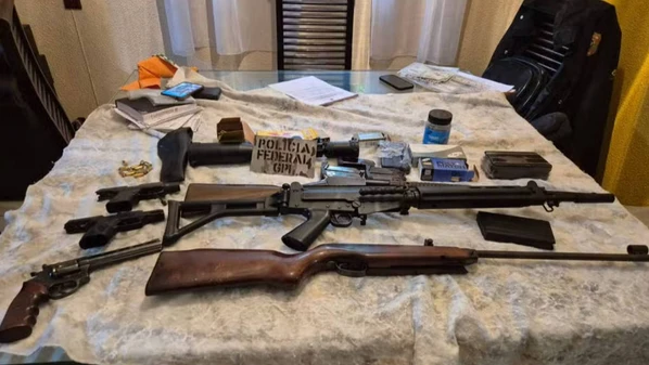 Grupo 'Comando de Caça Comunistas, Corruptos e Criminosos' cobrava até R$ 250 mil, segundo tabela