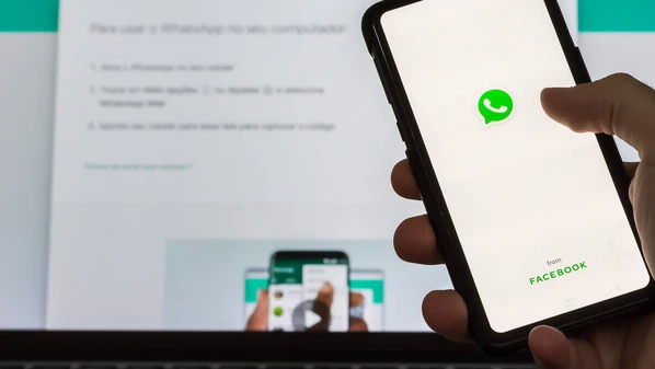 Reclamações aumentaram a partir das 16 horas, tanto para o uso no celular quanto a versão web