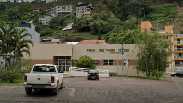 José Cândido Felix, de apelido "Gordinho" não compareceu ao júri e teve o nome incluído no Banco Nacional de Mandados de Prisão; crime ocorreu em abril de 2013