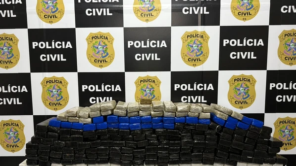 A Polícia Civil informou que o local servia como posto de abastecimento para municípios da Grande Vitória