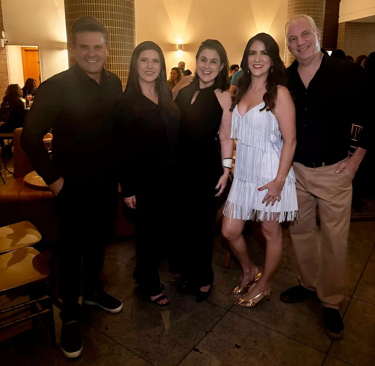 Jonas Giacomin e Carla Lacerda, Renata Rasseli, Andreza Devens e Marcelo Devens