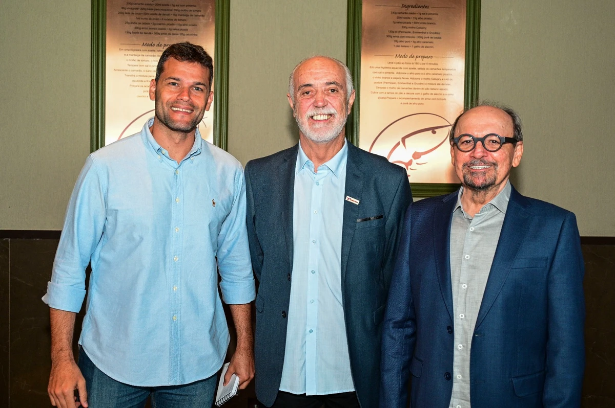        Abdo Filho, Luiz Alberto Teixeira (Transcares) e Idalberto Moro