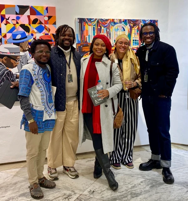 Ione Reis na Feira de Arte Latitudes, ao lado de artistas da região