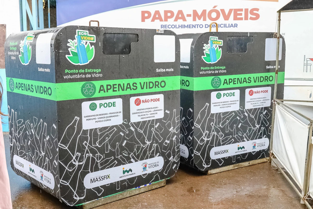 Projeto EcoVidro instala equipamentos em áreas estratégicas para facilitar descarte de vidros.